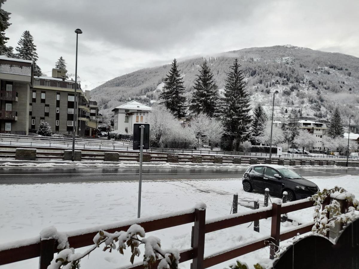 Einaudi 9 Bardonecchia Exterior foto